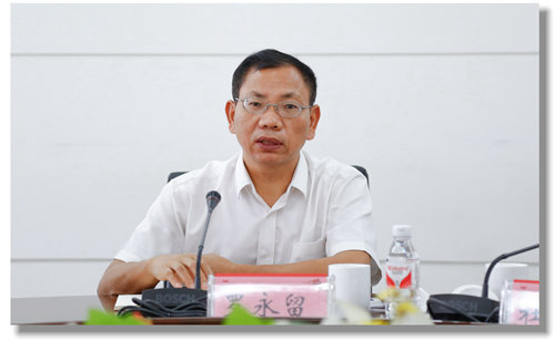 甕福集團(tuán)羅永留、開(kāi)磷集團(tuán)杜紹倫一行到訪(fǎng)宜化集團(tuán)(圖3)