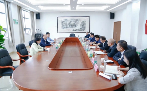 湖北省應(yīng)急管理廳黨委副書記、副廳長楊愛東到宜化實訓(xùn)基地現(xiàn)場調(diào)研(圖3)