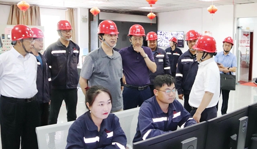 宜昌市政協(xié)主席宋文豹一行到青海宜化、青海黎明走訪調(diào)研(圖1)