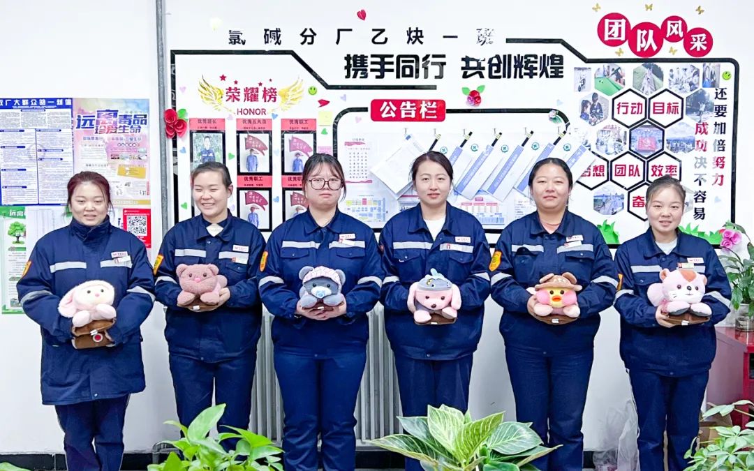 新疆宜化乙炔車間運(yùn)行一班：立足崗位強(qiáng)技能，凝心聚力創(chuàng)佳績(圖3)