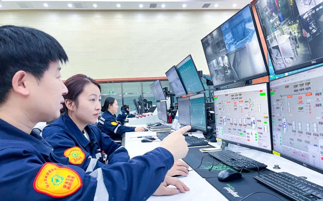 新疆宜化乙炔車間運(yùn)行一班：立足崗位強(qiáng)技能，凝心聚力創(chuàng)佳績(圖4)
