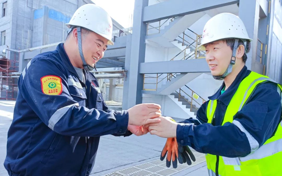 新疆宜化乙炔車間運(yùn)行一班：立足崗位強(qiáng)技能，凝心聚力創(chuàng)佳績(圖5)