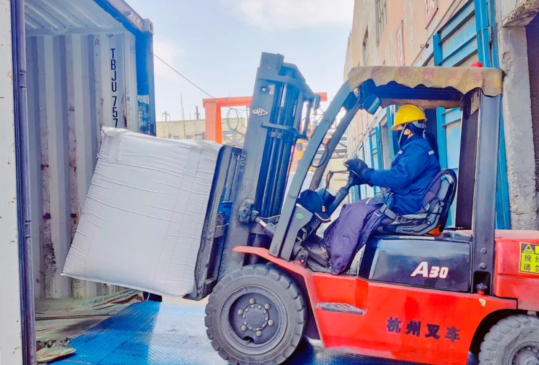 揚(yáng)帆出海！內(nèi)蒙宜化開啟綠色物流新模式(圖4)