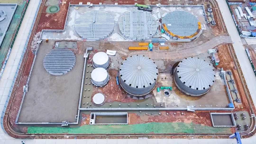 爭春提速！磷化工項目首個建筑單體封頂(圖3)