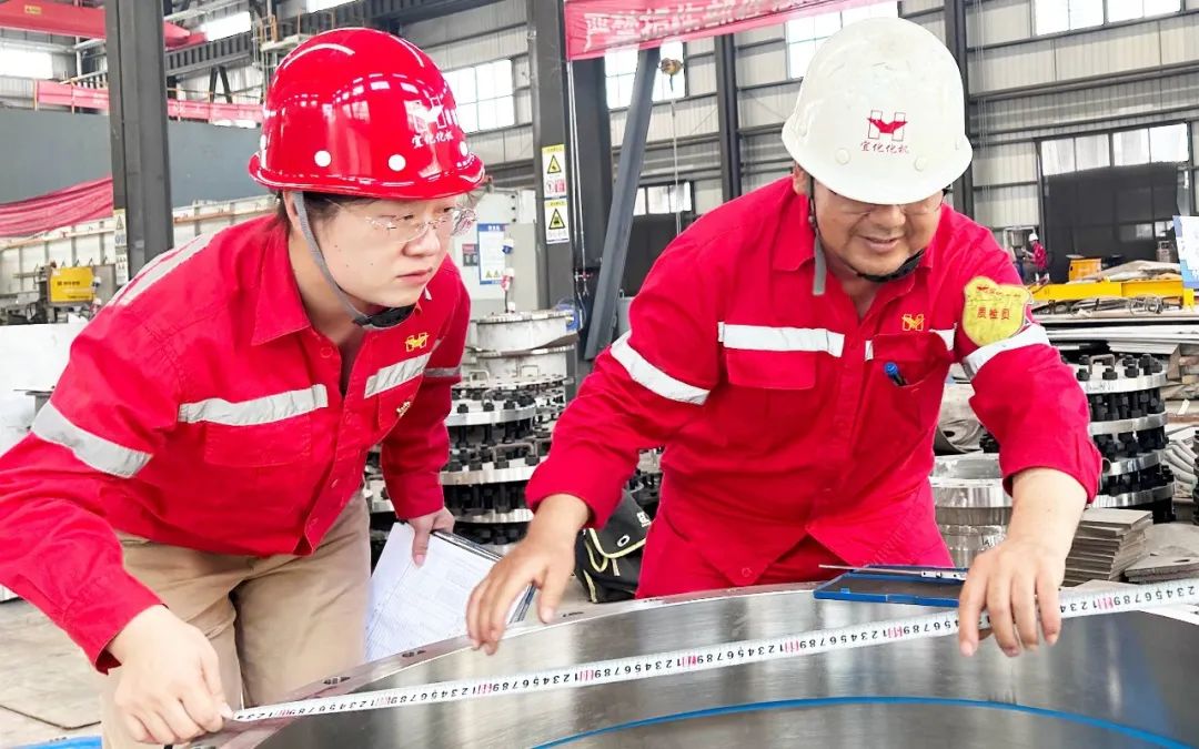 【宜化榜樣】化機(jī)公司牛艷嬌：恪盡職守勇?lián)?dāng)，廉潔自律揚(yáng)清風(fēng)(圖5)