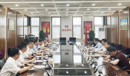 河北省農業(yè)生產資料集團有限公司李平現一行到訪宜化集團